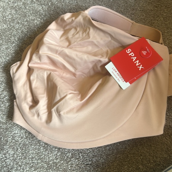 NWT SPANX LOW PROFILE Women's Minimizer Bra - - Picture 4 of 6